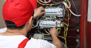 electrical contractor vs electrical engineer